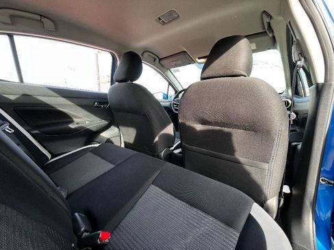 Used 2021 Nissan Versa SV image 30