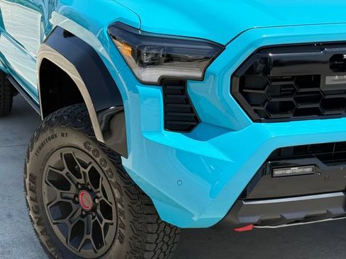 Used 2026 Toyota Tacoma TRD Pro AWD/4WD image 3