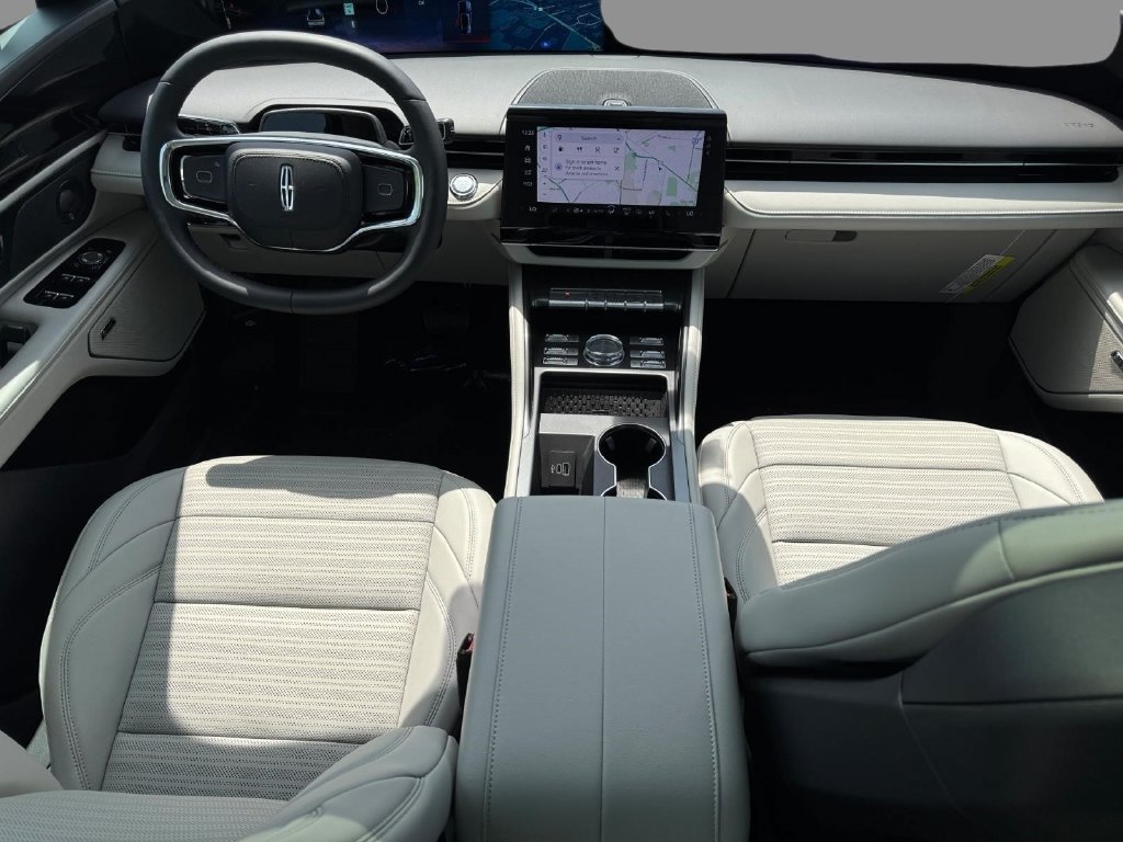 New 2026 Lincoln Nautilus Reserve AWD/4WD image 10