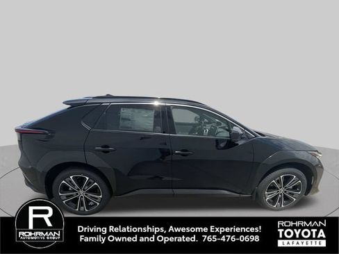 Used 2024 Toyota bZ4X AWD w/ Weather Package image 8