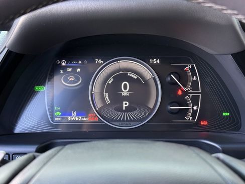 Used 2024 Lexus ES 300h w/ Premium Package image 12