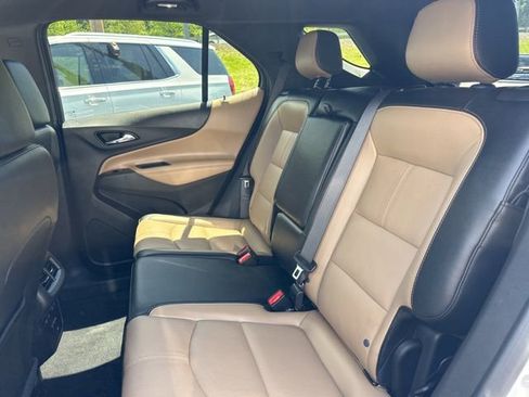 Used 2023 Chevrolet Equinox Premier image 23