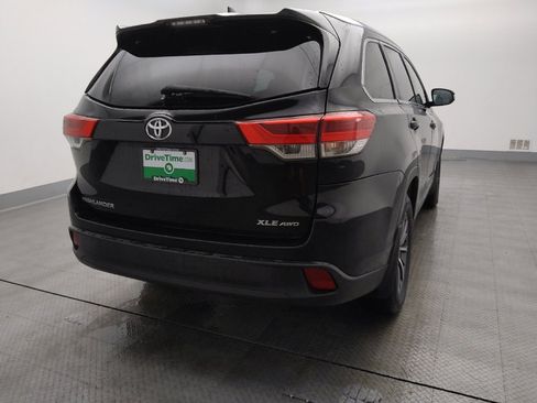 Used 2019 Toyota Highlander XLE image 7