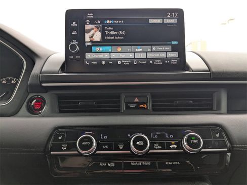 Used 2024 Honda Pilot EX-L image 18