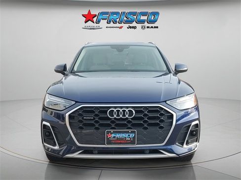 Used 2022 Audi Q5 2.0T Premium w/ Convenience Package image 2
