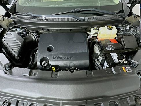 Used 2021 Buick Enclave Premium w/ Surround and Sites Package FWD image 9