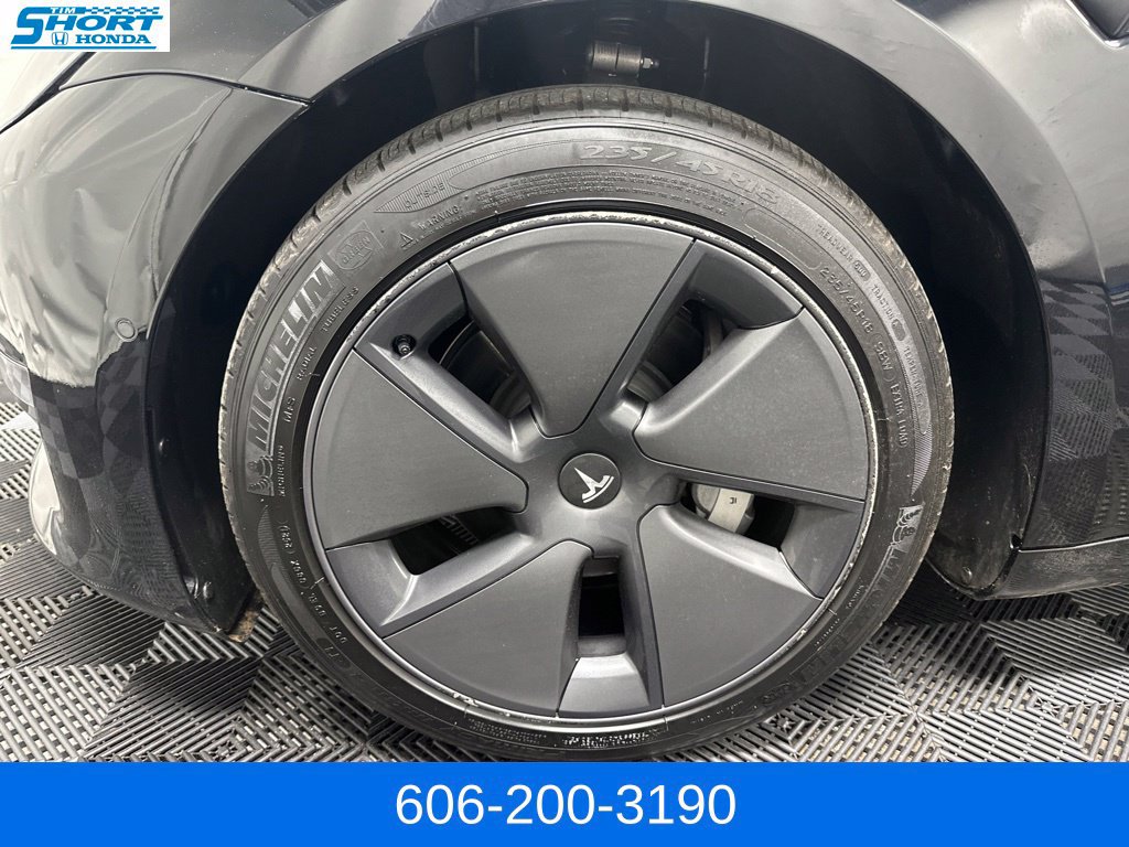 Used 2021 Tesla Model 3 Standard Range Plus RWD image 7