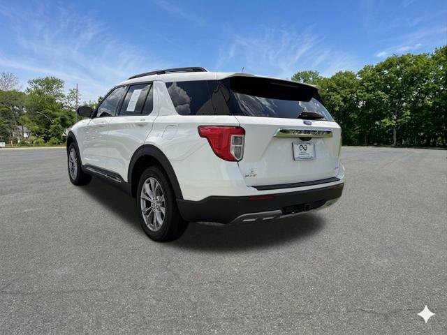 Used 2023 Ford Explorer XLT w/ Equipment Group 202A AWD/4WD image 6