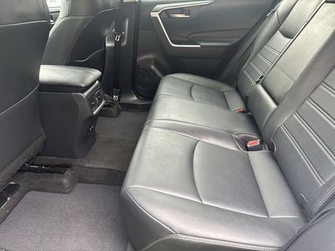 Used 2021 Toyota RAV4 XLE Premium FWD image 28