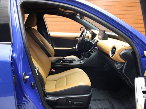 Used 2021 Lexus IS 300 w/ Comfort Package RWD image 22