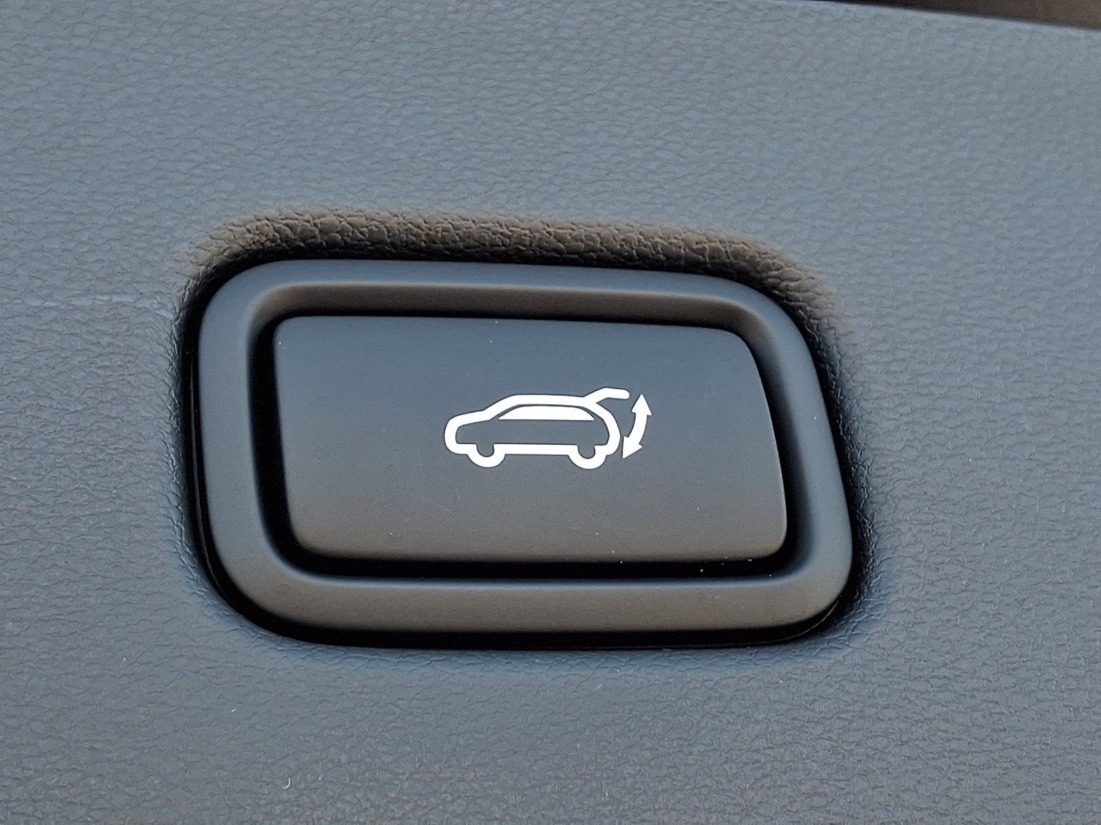Certified 2025 Hyundai Tucson Limited AWD/4WD image 32