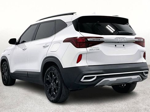 Used 2022 Kia Seltos EX image 15