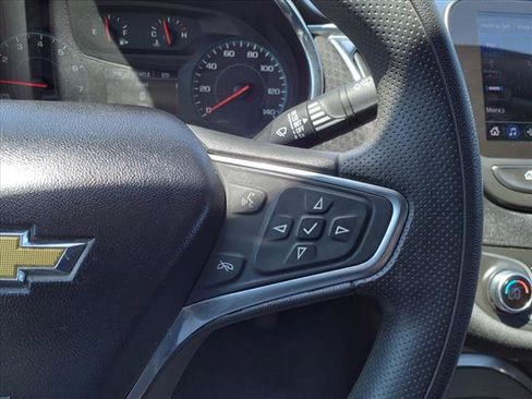 Used 2019 Chevrolet Malibu LT w/ Driver Confidence Package image 17