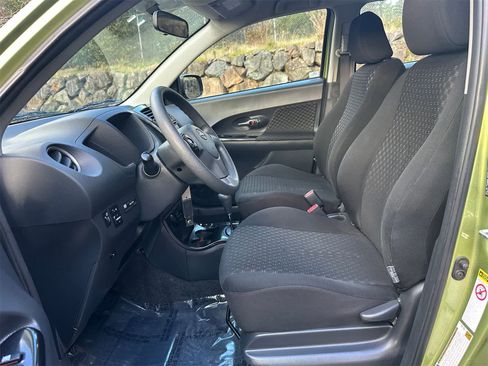 Used 2009 Scion xD image 14