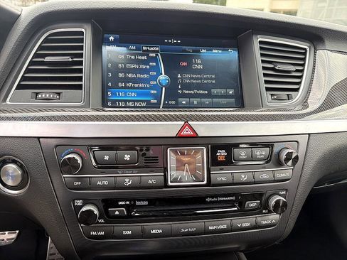 Used 2018 Genesis G80 3.3T Sport image 17