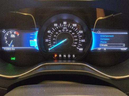 Used 2016 Ford Fusion Titanium FWD image 23