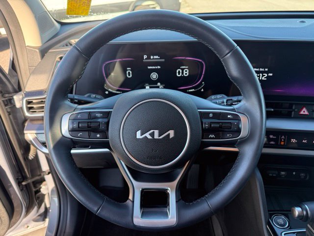 Used 2024 Kia Sportage EX FWD image 13