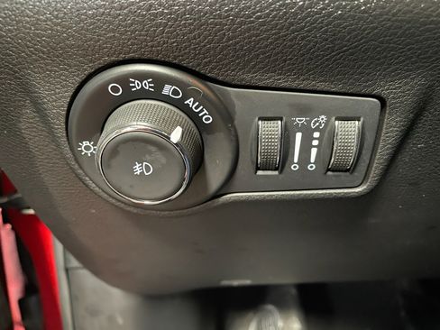 Used 2022 Jeep Compass Limited AWD/4WD image 14