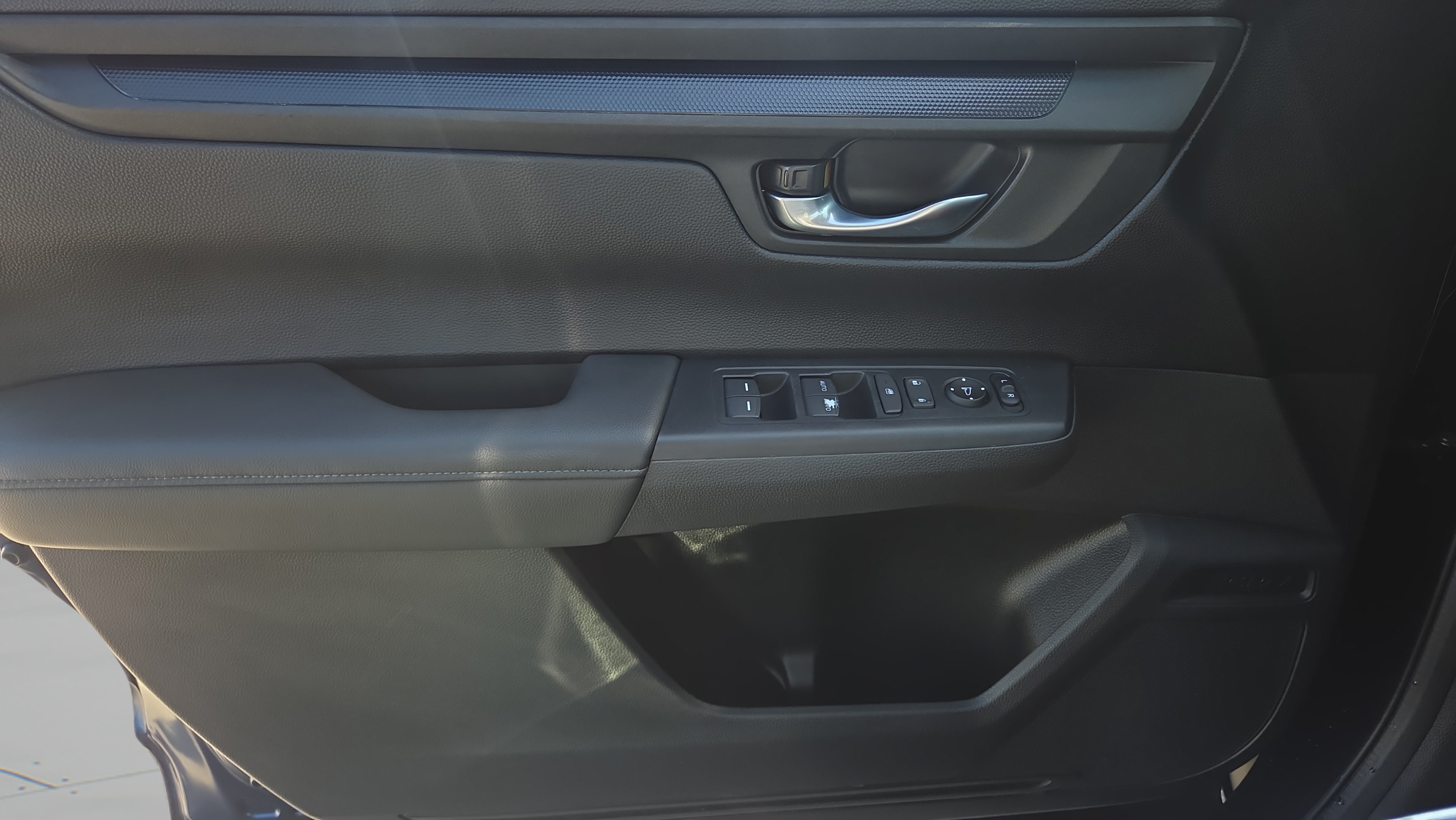 Used 2024 Honda CR-V EX image 34