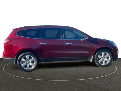 Used 2017 Chevrolet Traverse Premier image 7