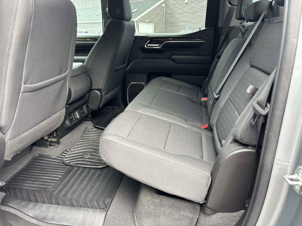 Used 2023 GMC Sierra 1500 Elevation AWD/4WD image 12