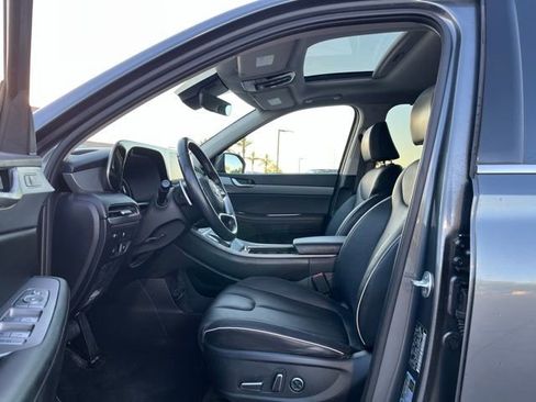 Used 2025 Hyundai Palisade SEL image 12