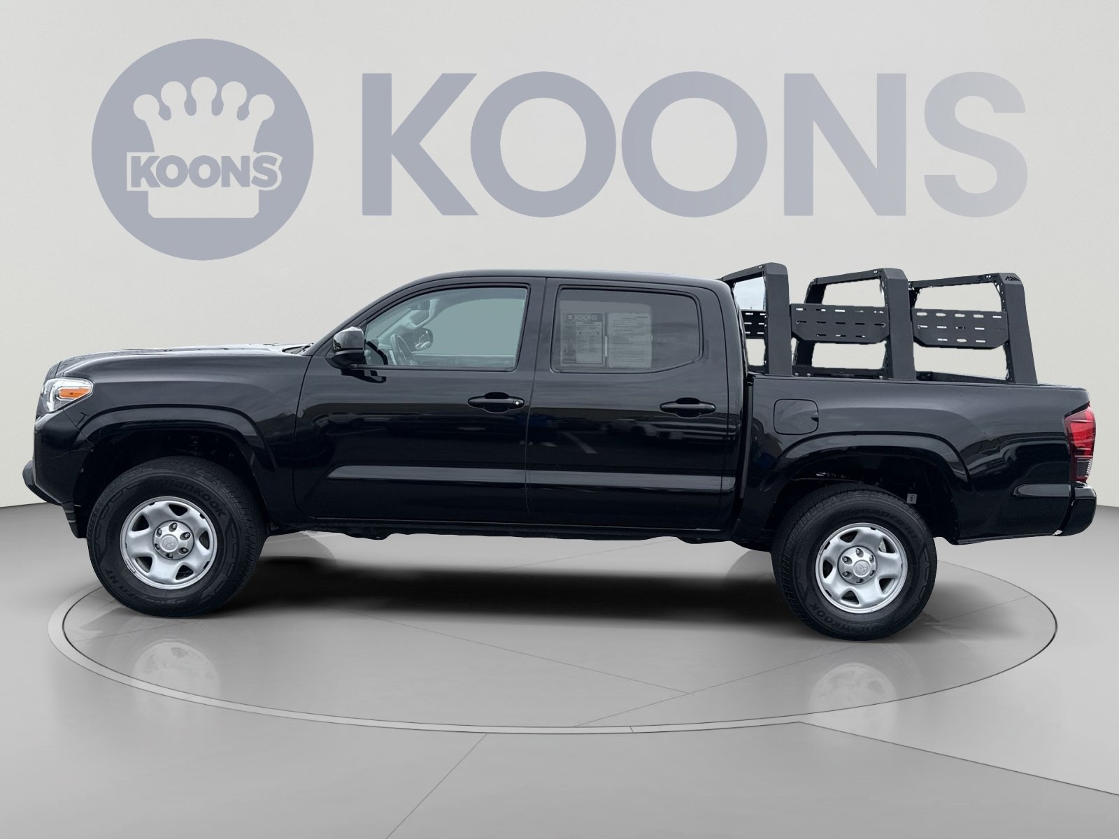 Used 2023 Toyota Tacoma SR AWD/4WD image 2