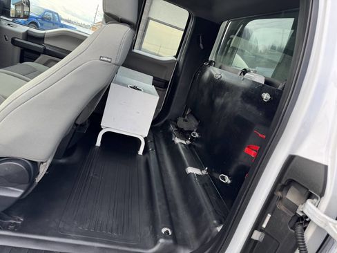 Used 2016 Ford F150 XL w/ Equipment Group 101A Mid image 9