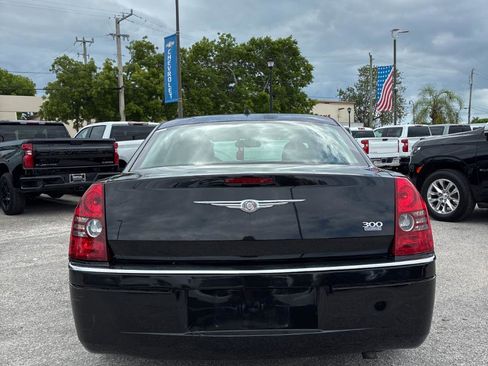 Used 2008 Chrysler 300 Limited RWD image 5