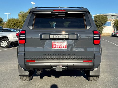 New 2026 Toyota 4Runner SR5 image 12