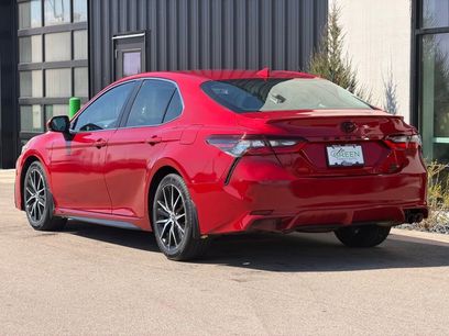 Used 2022 Toyota Camry SE w/ Cold Weather Package