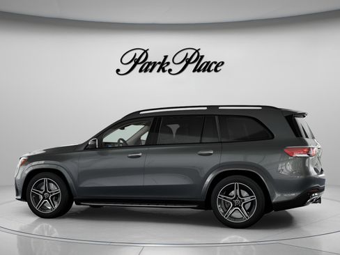 New 2026 Mercedes-Benz GLS 450 450 image 10