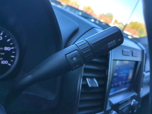 Used 2022 Ford F250 XLT w/ XLT Value Package image 30