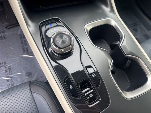 Certified 2025 Lexus RZ 450e w/ Technology Package image 24