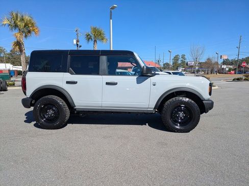 New 2026 Ford Bronco Big Bend image 3