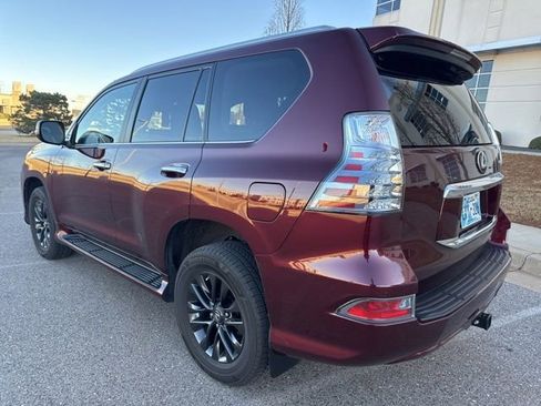 Used 2022 Lexus GX 460 Premium image 11
