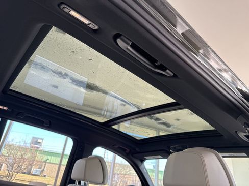 New 2026 BMW X5 xDrive40i w/ Climate Comfort Package image 50