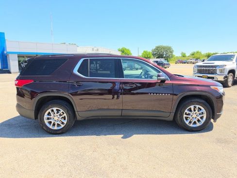 Used 2021 Chevrolet Traverse LT FWD image 5