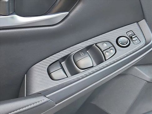 Used 2024 Nissan Sentra SV image 11