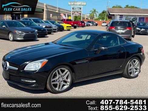 Used 2013 Mercedes-Benz SLK 250 image 1