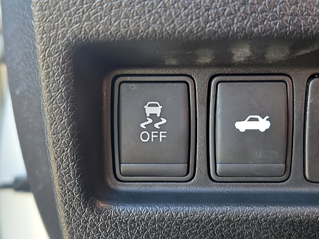 Used 2015 Nissan Altima 2.5 S w/ Special Edition Package FWD image 25