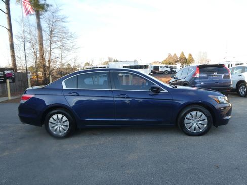 Used 2009 Honda Accord LX image 4