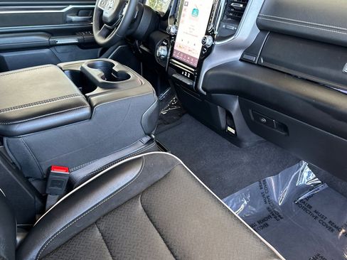 Used 2025 RAM 1500 Laramie image 19