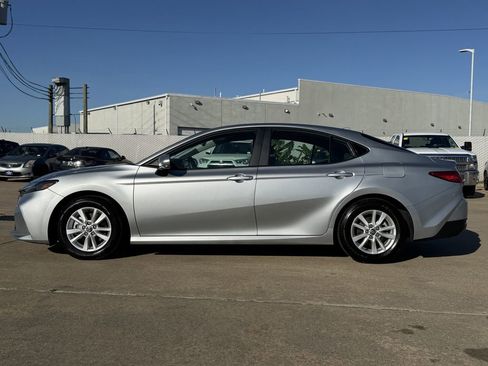 Used 2025 Toyota Camry LE FWD image 6