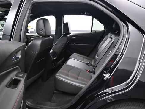 Used 2023 Chevrolet Equinox RS FWD image 28