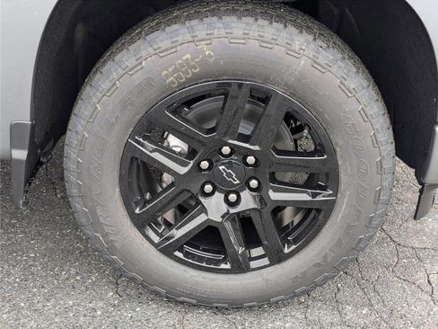 New 2026 Chevrolet Silverado 1500 Custom w/ Turbomax Blackout Package AWD/4WD image 7