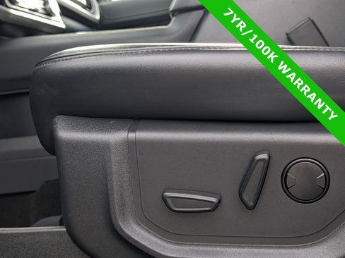 Certified 2024 Ford Expedition Max XLT image 23