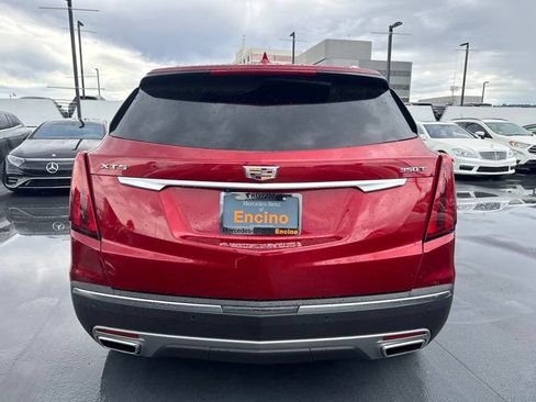 Used 2023 Cadillac XT5 Premium Luxury w/ LPO, Floor Liner Package FWD image 6