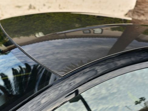 Used 2023 Aston Martin DBS Coupe RWD image 17