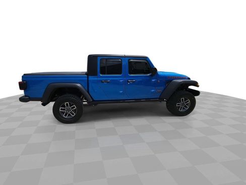 Used 2024 Jeep Gladiator Mojave w/ Convenience Group AWD/4WD image 9